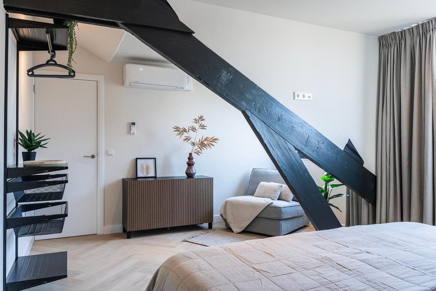 Prestigious Designer In * Nijmegen